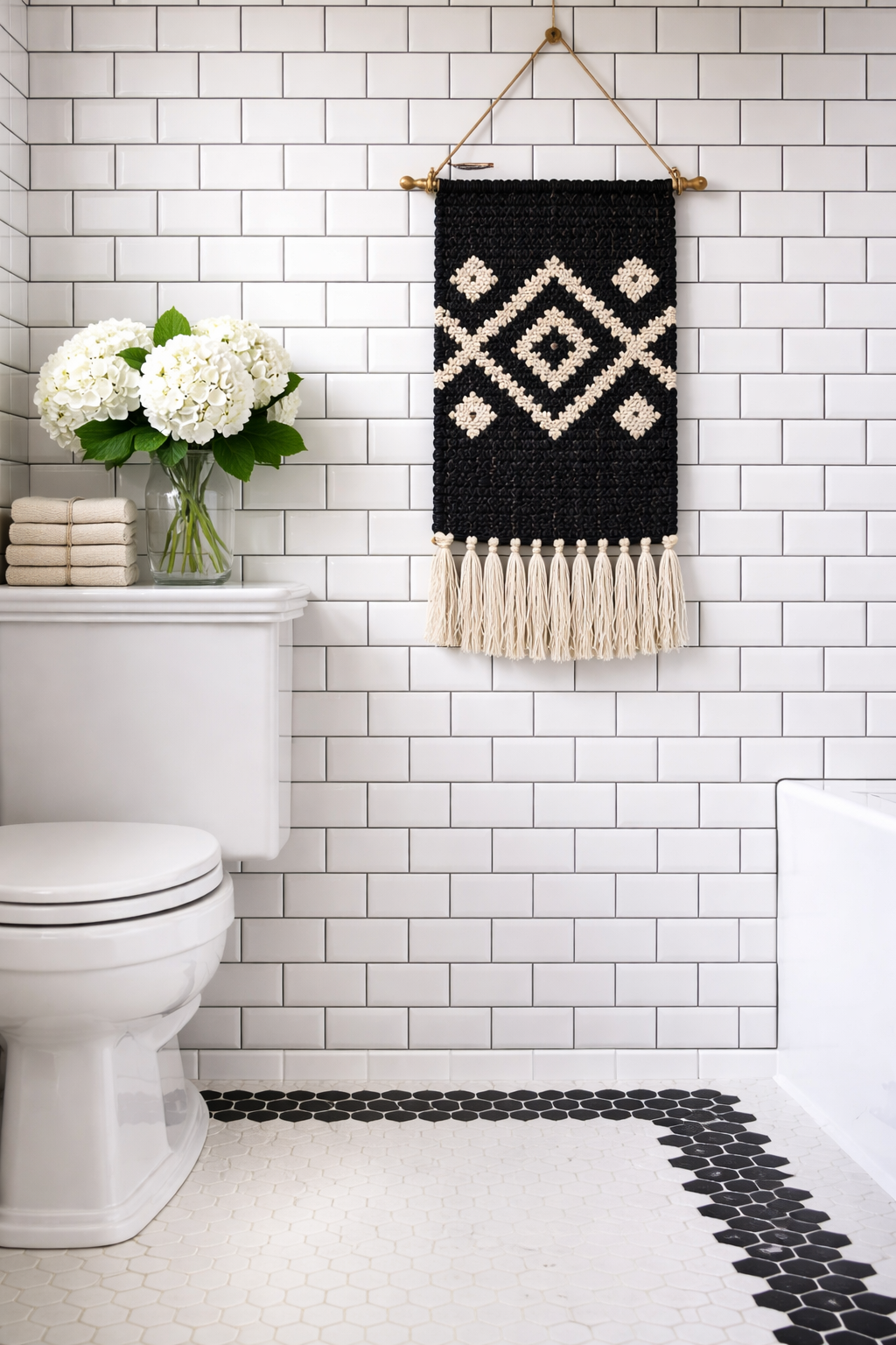 Bathroom mosiac tile border