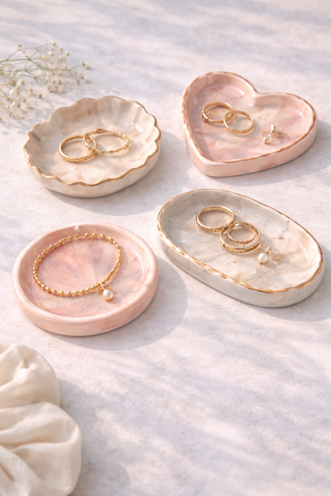 Delicate ceramic jewelry dishes